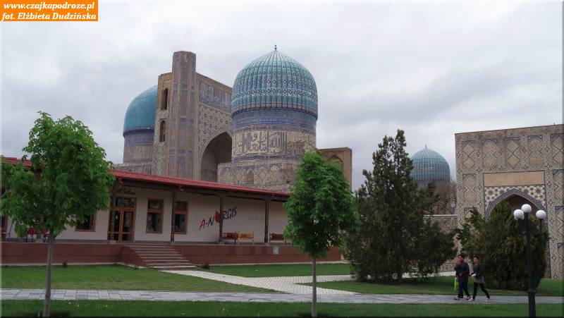 41. Samarkanda. Mauzoleum i meczet Bibi Chanym