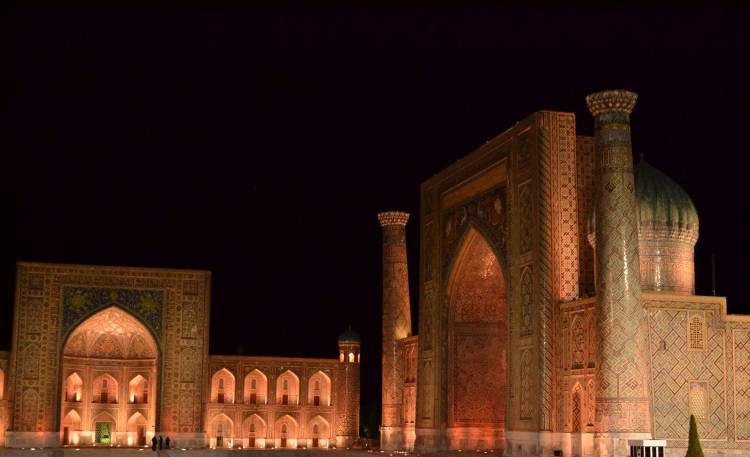  Najpiękniejsze miejsce w Uzbekistanie - plac Registan w Samarkandzie